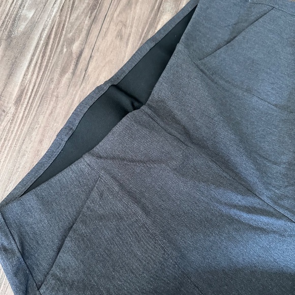 OLD NAVY High-Rise Pixie Skinny  Trousers  - Gray - XXL Tall - Brand New w/ Tags - Picture 3 of 6